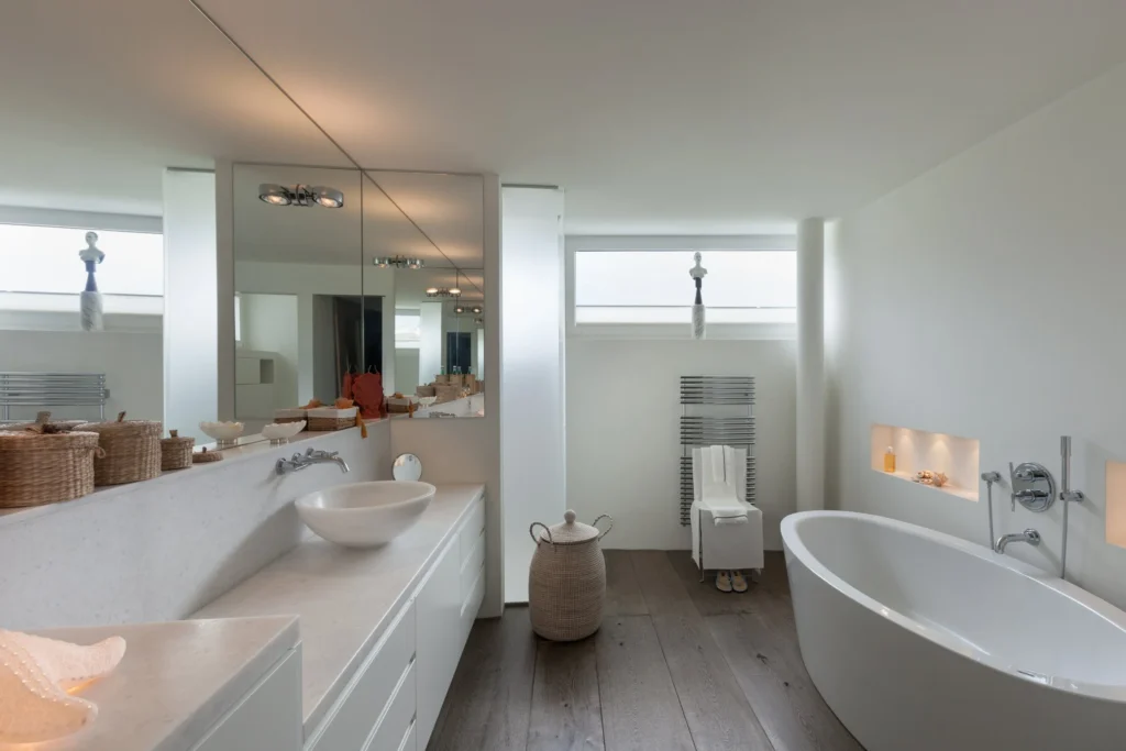 Deep cleaning services - bathroom cleaning - in Orange County CA