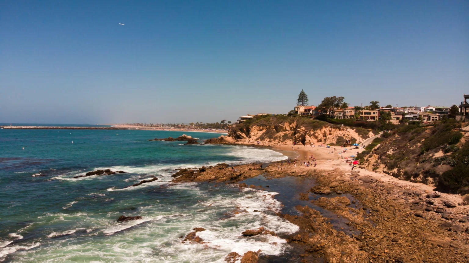 Laguna Beach office cleaning: a clean workplace ready for professional service